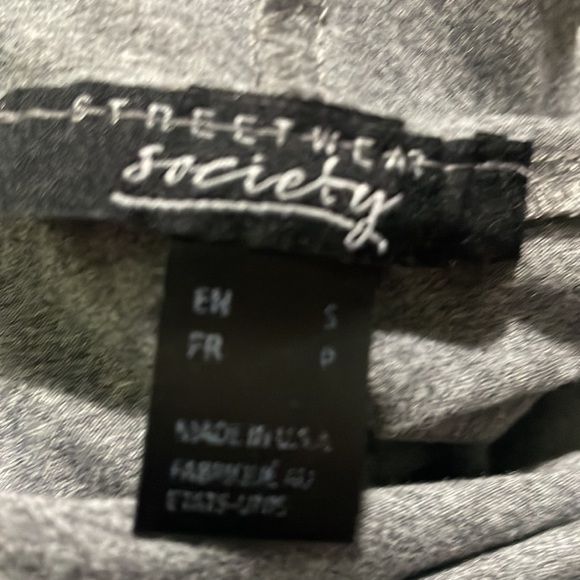 Workout Top - Picture 3 of 3